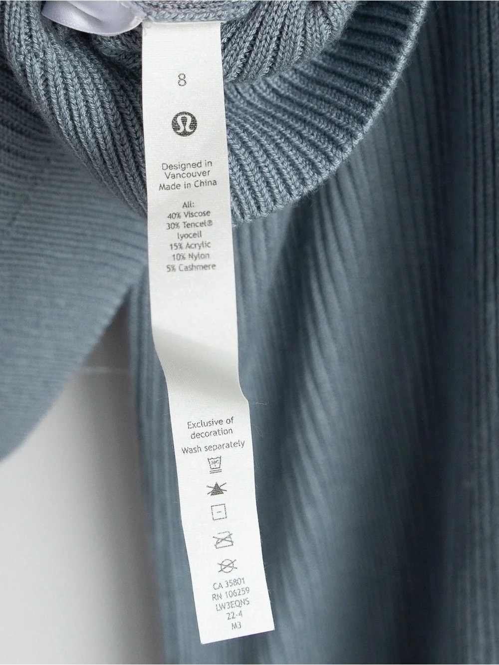 Lululemon Reversible Crossover Sweater Chambray Size 8 - Picture 4 of 7
